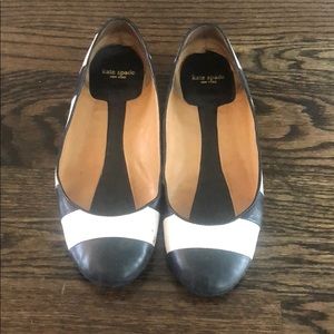 Kate Spade black and white stripped flat